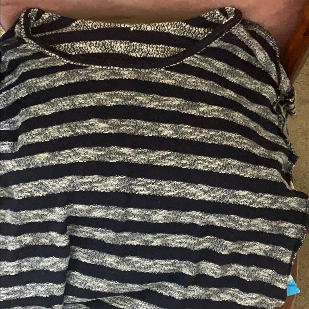 Light weight top/shirt
